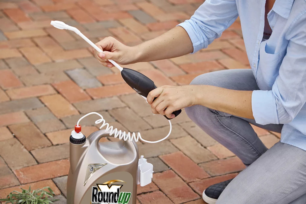 Roundup Ready-to-Use Extended Control Weed & Grass Killer Plus Weed Preventer II with Comfort Wand, 1.33 gal.