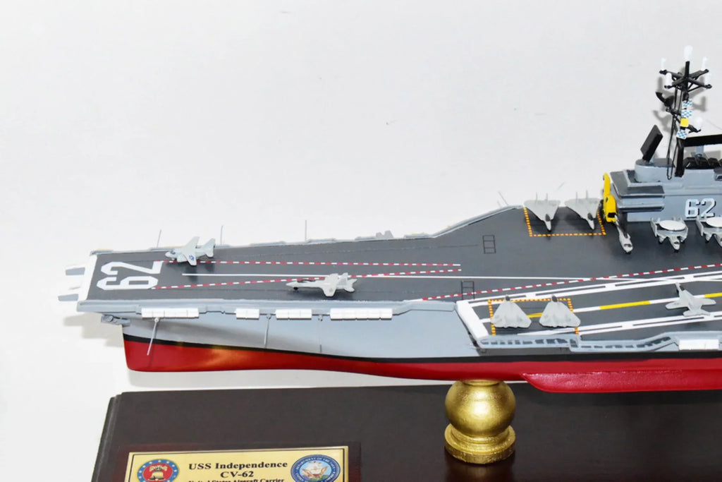 USS Independence CV-62 Aircraft Carrier Model,Navy,Scale Model,Mahogany,Forrestal Class