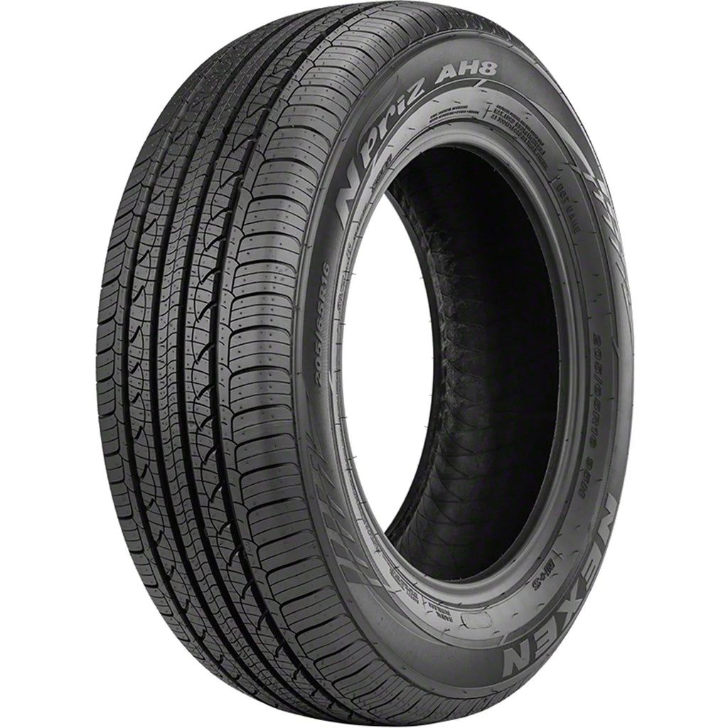 Nexen N'Priz AH8 All Season 235/60R16 100H Passenger Tire