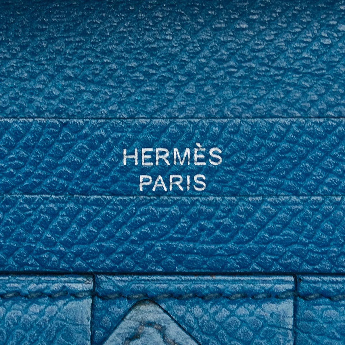 Pre-Owned Authenticated Hermès Epsom Bearn Wallet Calf Leather Blue Long Wallets Unisex (Fair)