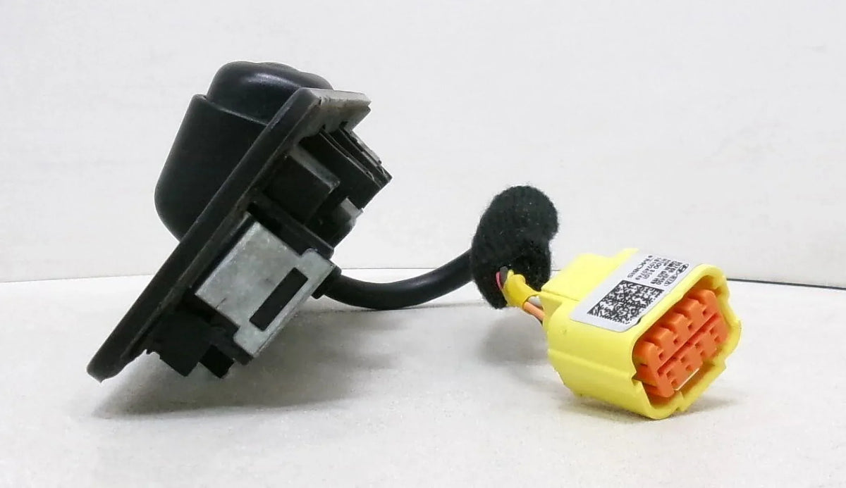 Pre-Owned 2019 Hyundai Accent Rear View Backup Camera 95760J0450 OEM (Good)