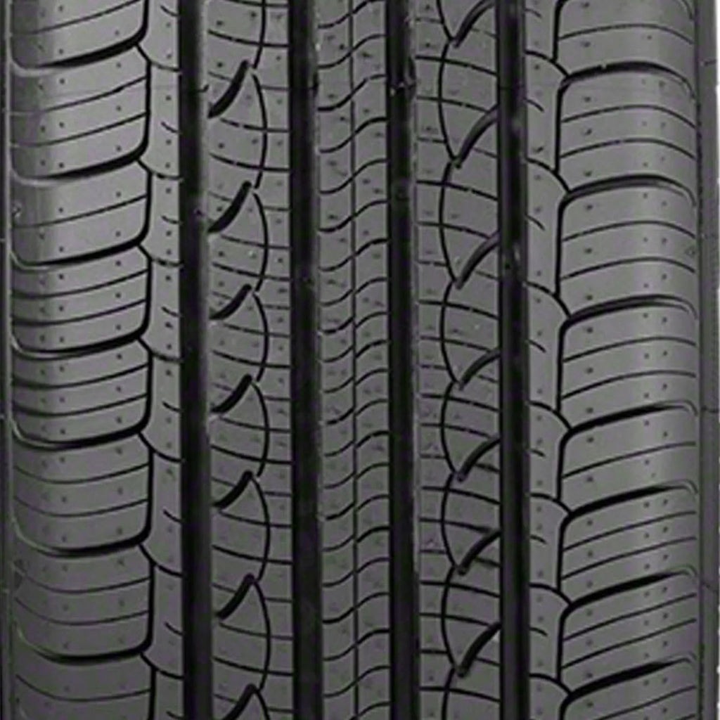 Nexen N'Priz AH8 All Season 235/60R16 100H Passenger Tire
