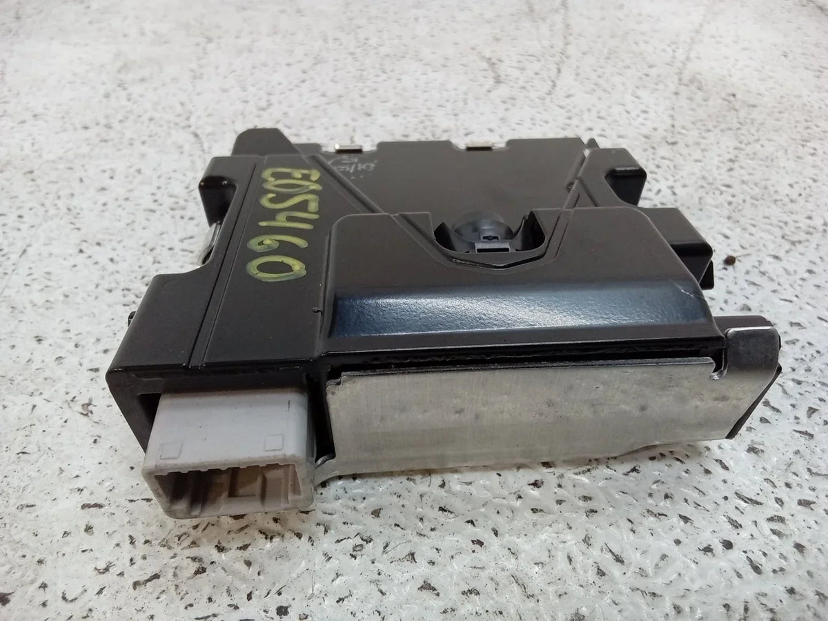 Pre-Owned 2017 Toyota Prius Front Windshield Lane Departure Warning Camera 8646C-47031 OEM (Good)