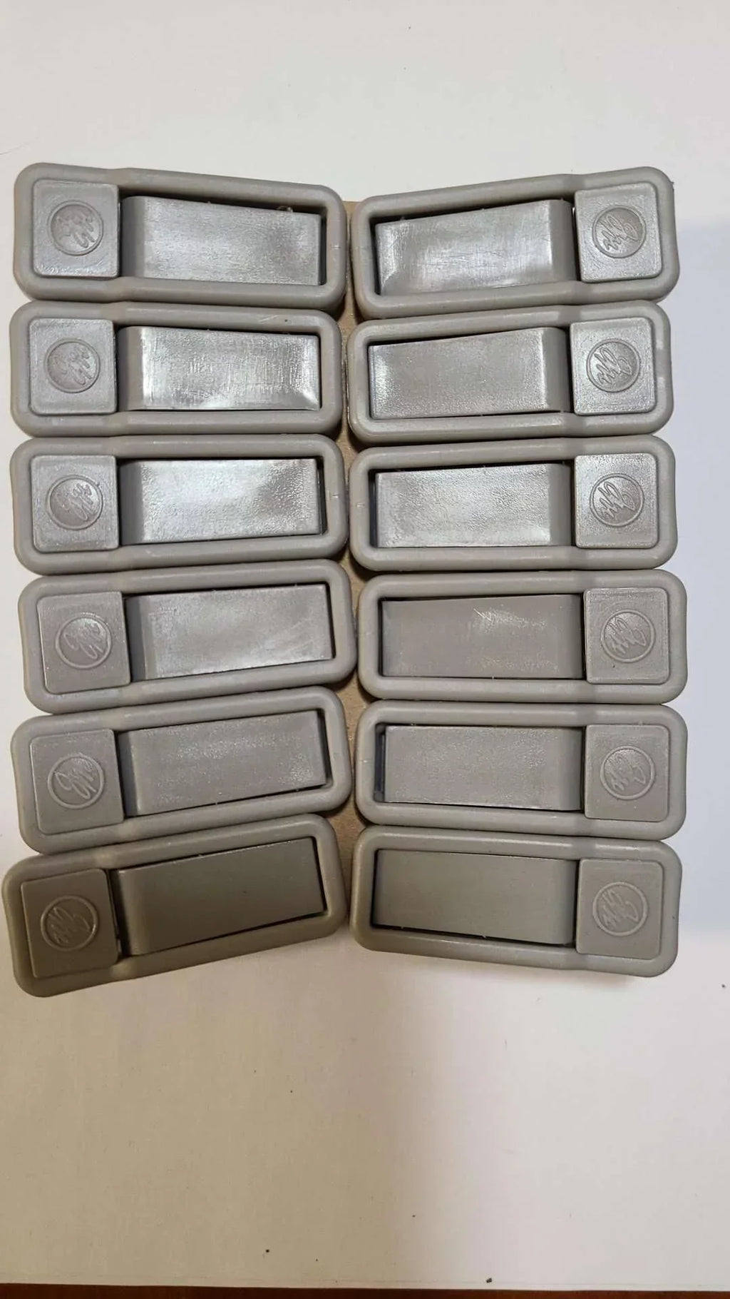 LOT OF 48 - JOY MANGANO HUGGABLE Black HANGER CLIPS (Silver Grey)