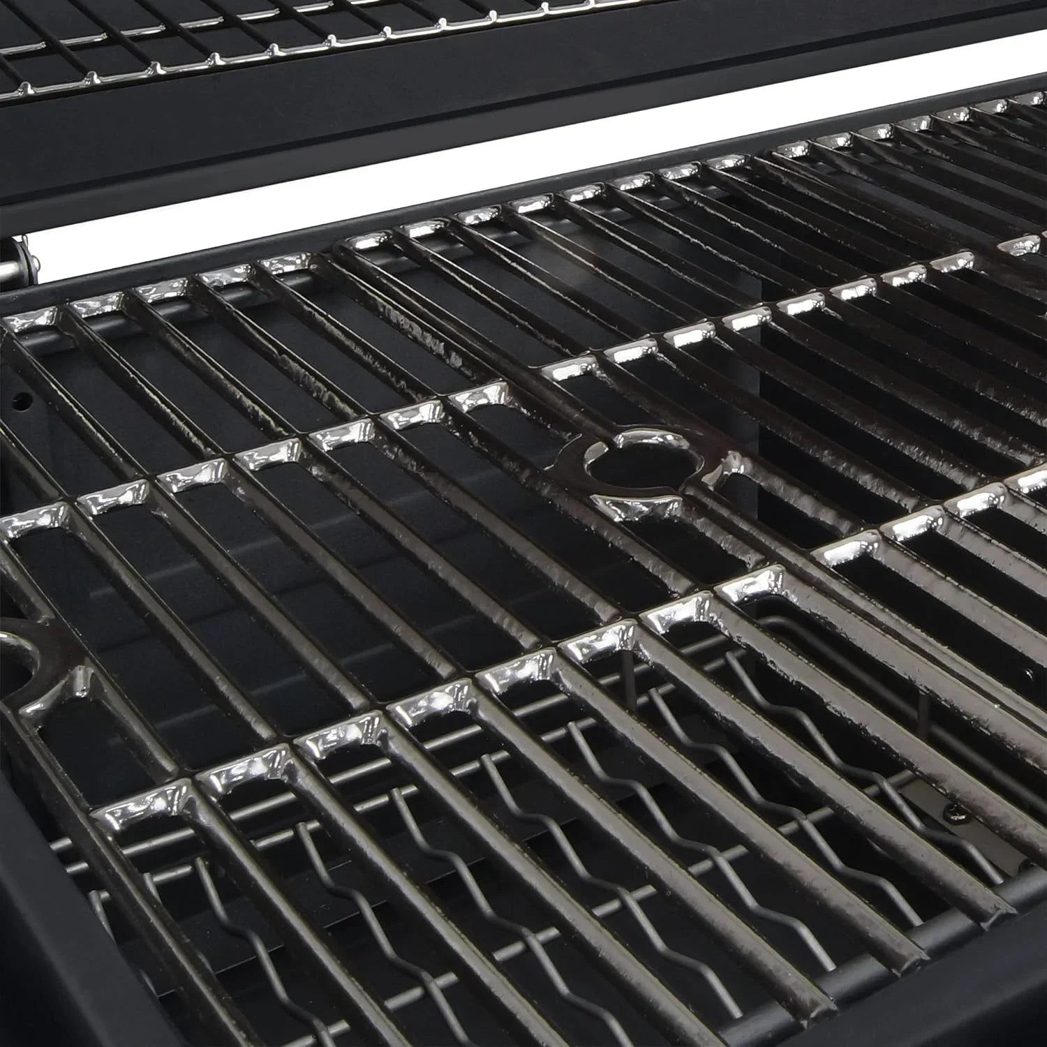 X-Large Heavy-Duty Charcoal Grill, Black
